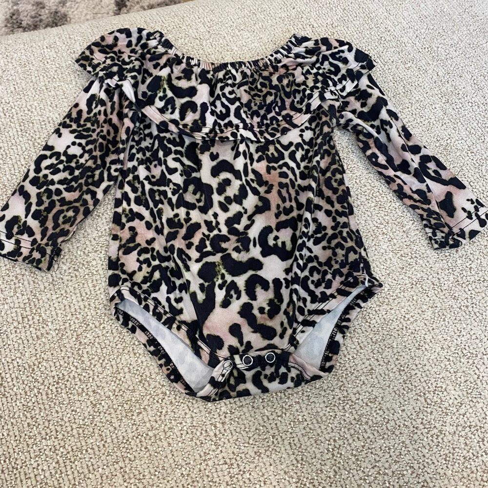 3/$15 SALE Newborn Baby Girl Clothes Leopard Long Sleeve Romper Jumpsuit 18-24 M